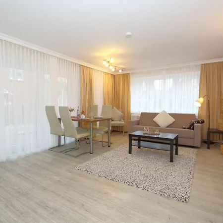 Haus-sarah-02 Apartment *
